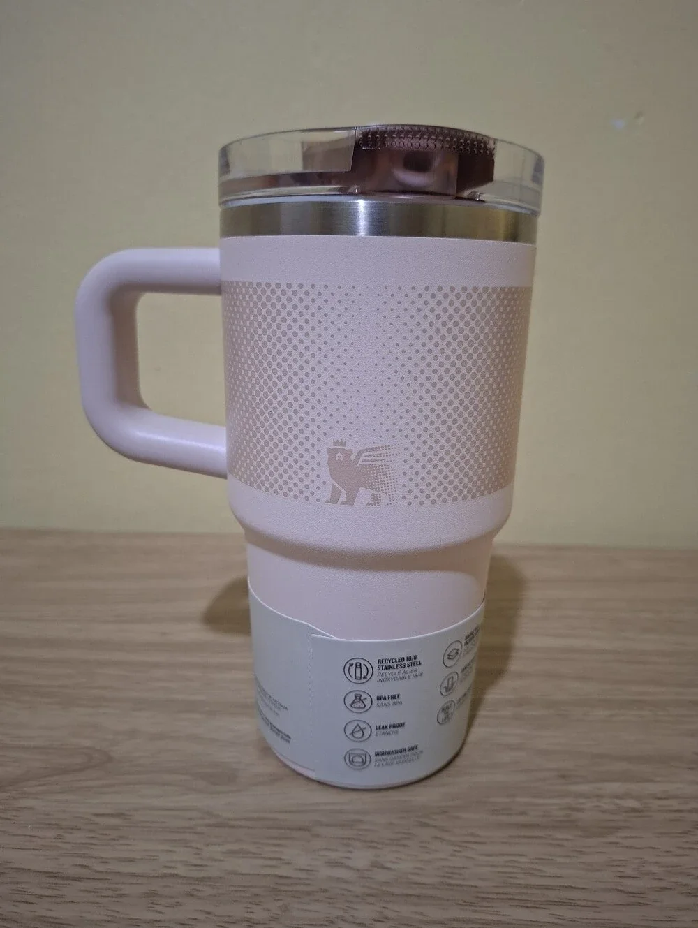 Stanley The Flip Straw Quencher ProTour Tumbler - 20 oz. - Rose Quartz Fade. NEW - Picture 2 of 3